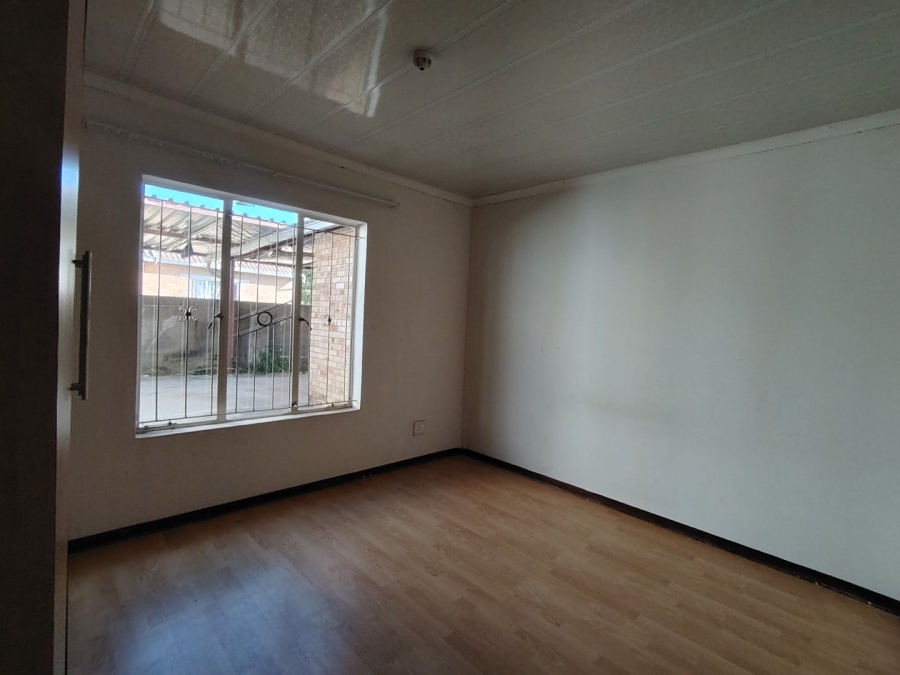 4 Bedroom Property for Sale in Mandela View Free State